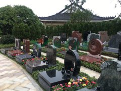 艺术墓碑：展示性命的故事，通报永恒的感情